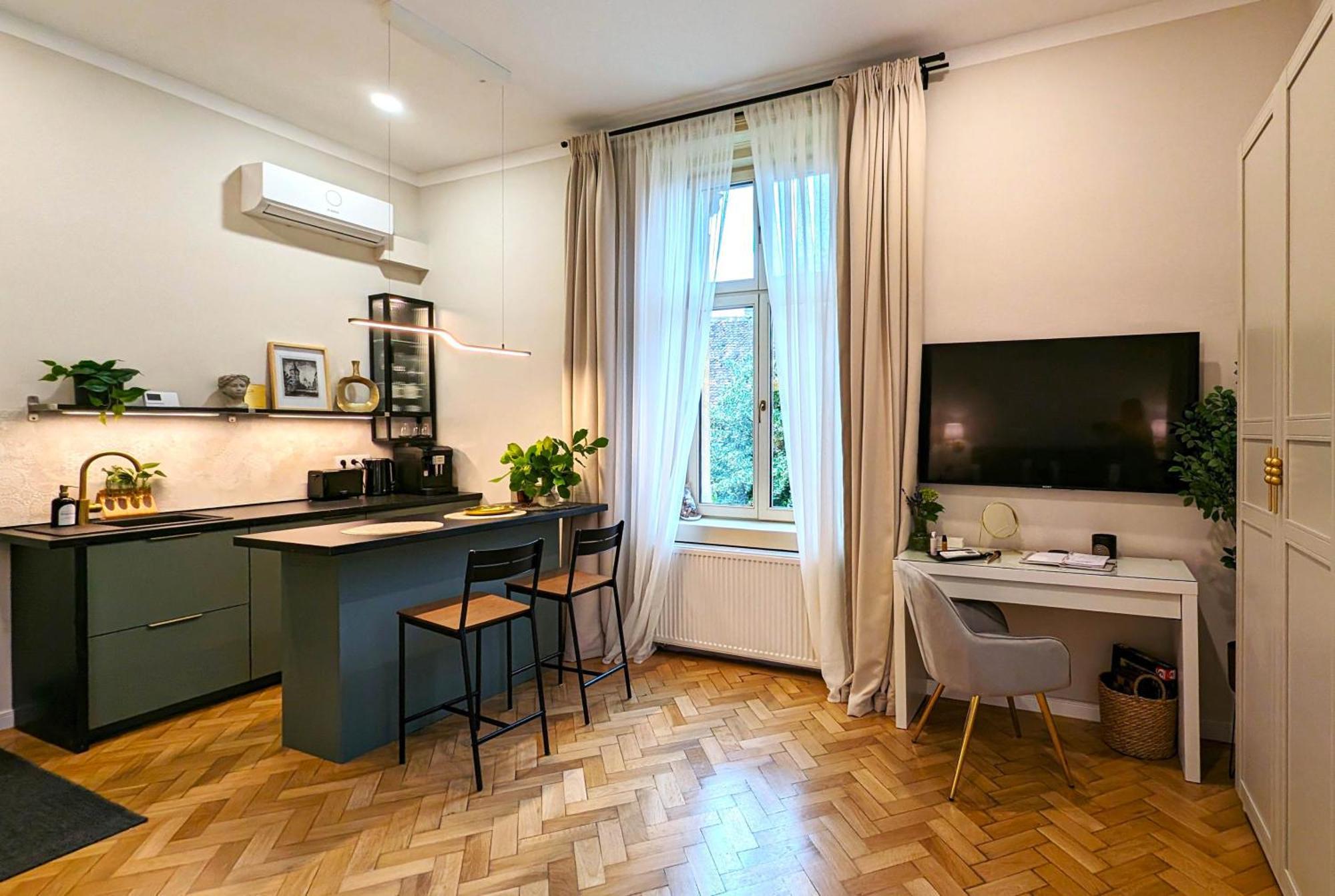 Apartments In Historic Center, Quiet Area, Ac Sibiu Eksteriør billede